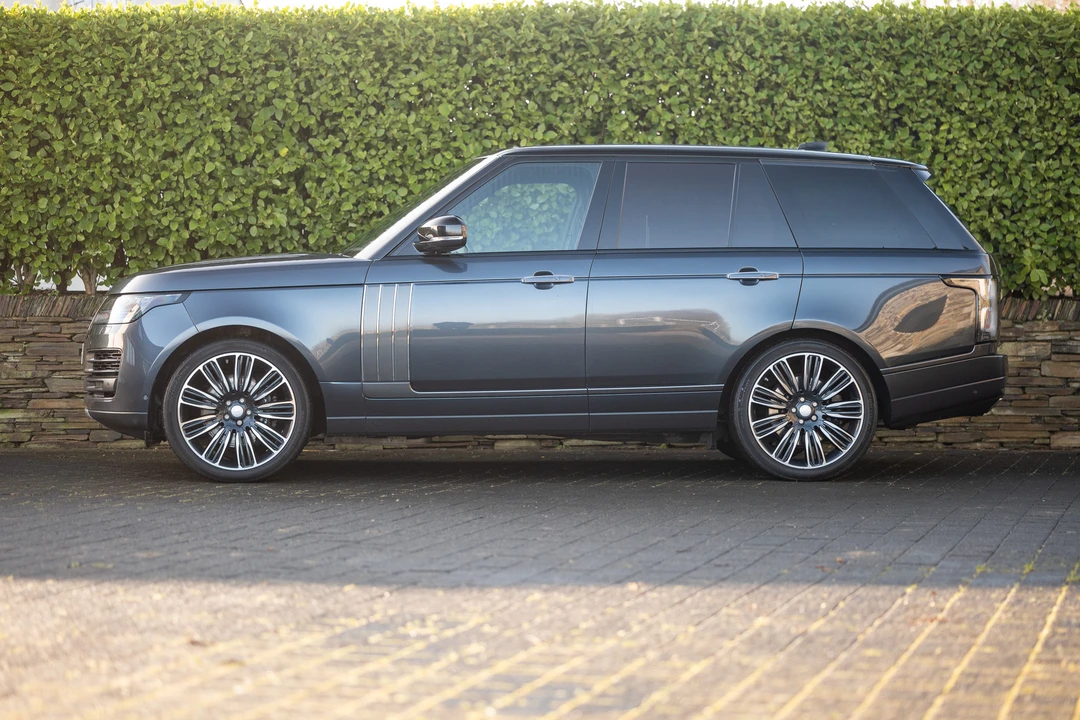 2020 Land Rover Range Rover L405 - Image 4 of 31