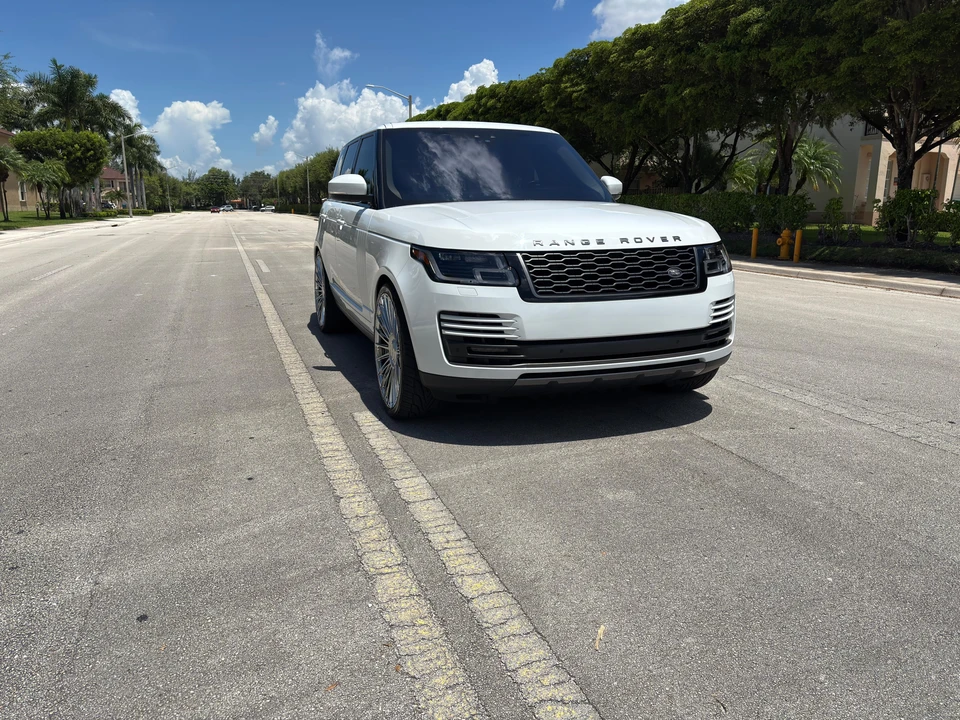 2020 Land Rover Range Rover L405 - Image 20 of 31