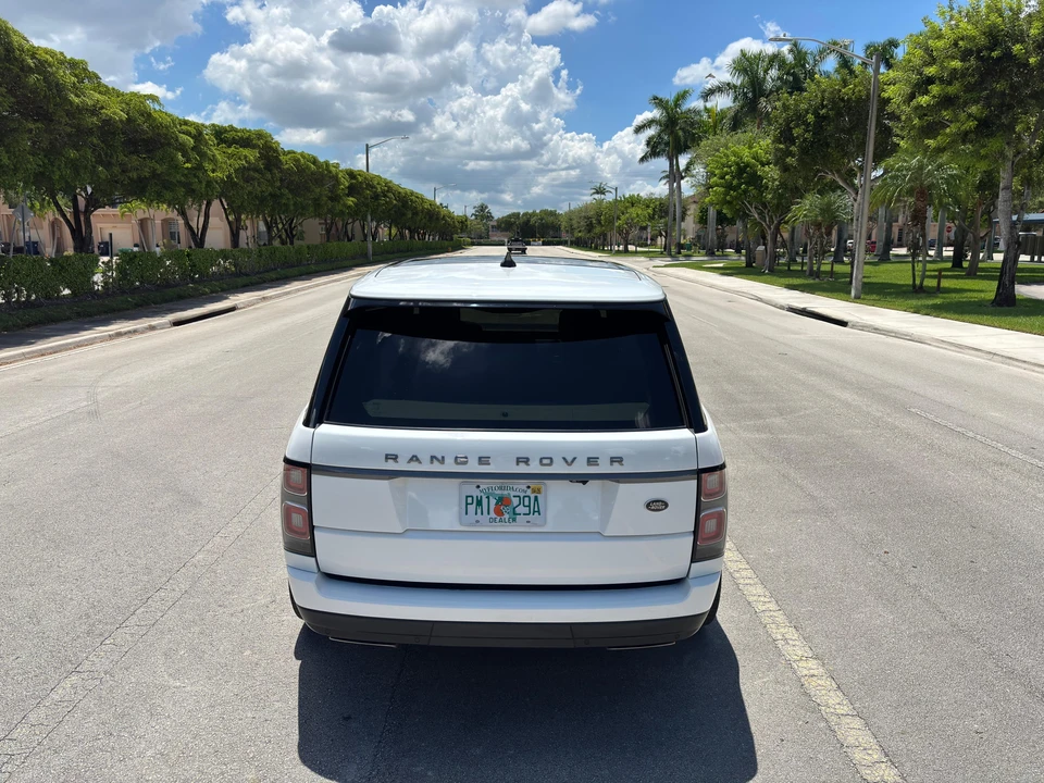 2020 Land Rover Range Rover L405 - Image 13 of 31