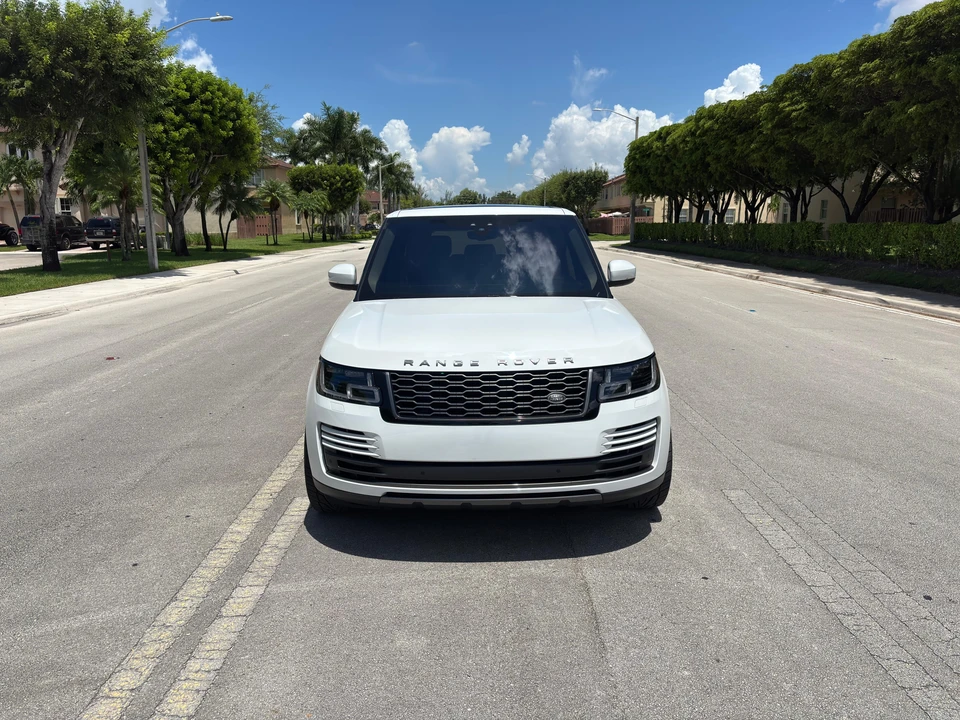 2020 Land Rover Range Rover L405 - Image 6 of 31