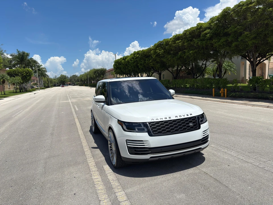 2020 Land Rover Range Rover L405 - Image 21 of 31
