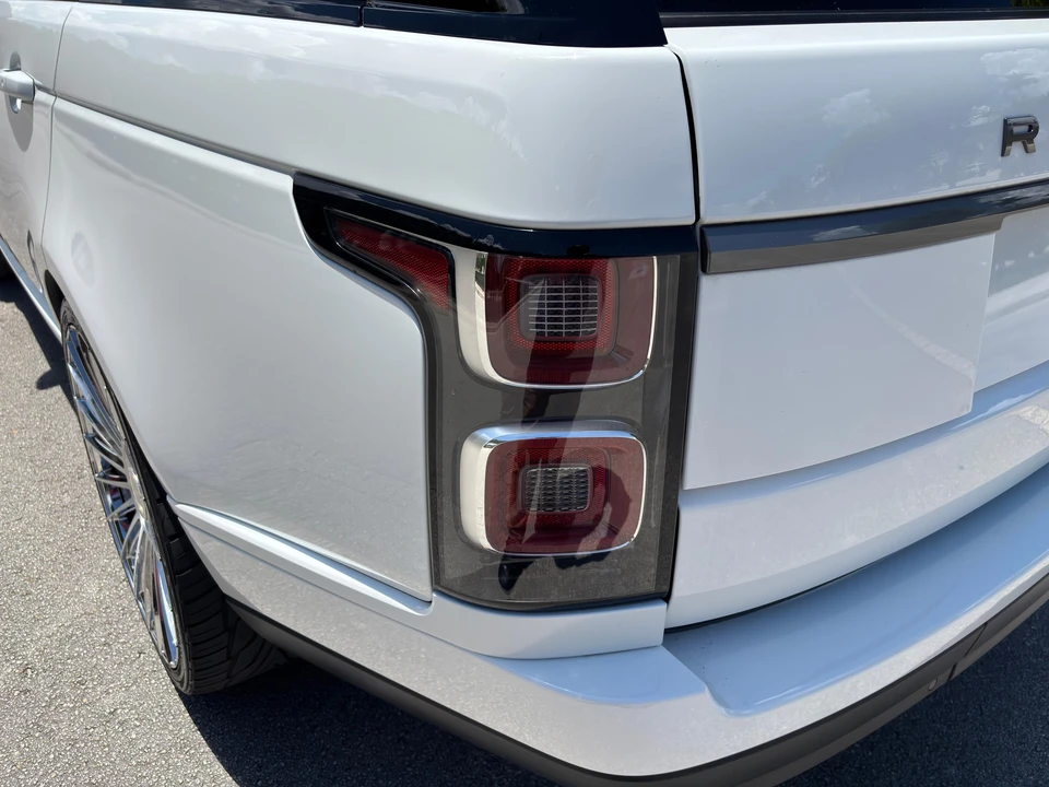 2020 Land Rover Range Rover L405 - Image 28 of 31