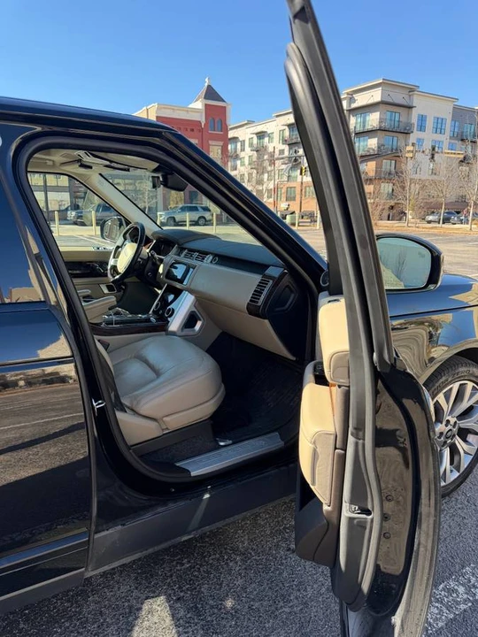2020 Land Rover Range Rover L405 - Image 17 of 23