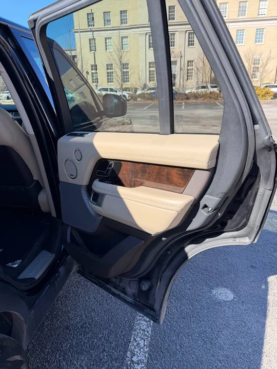 2020 Land Rover Range Rover L405 - Image 10 of 23