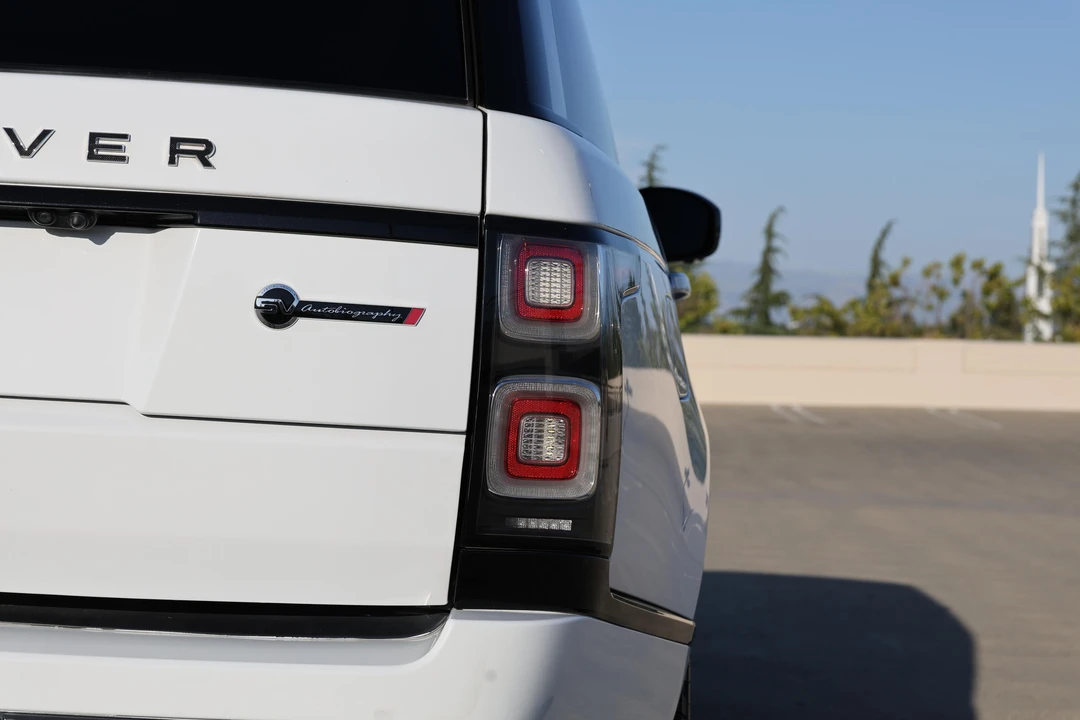 2020 Land Rover Range Rover L405 - Image 17 of 31