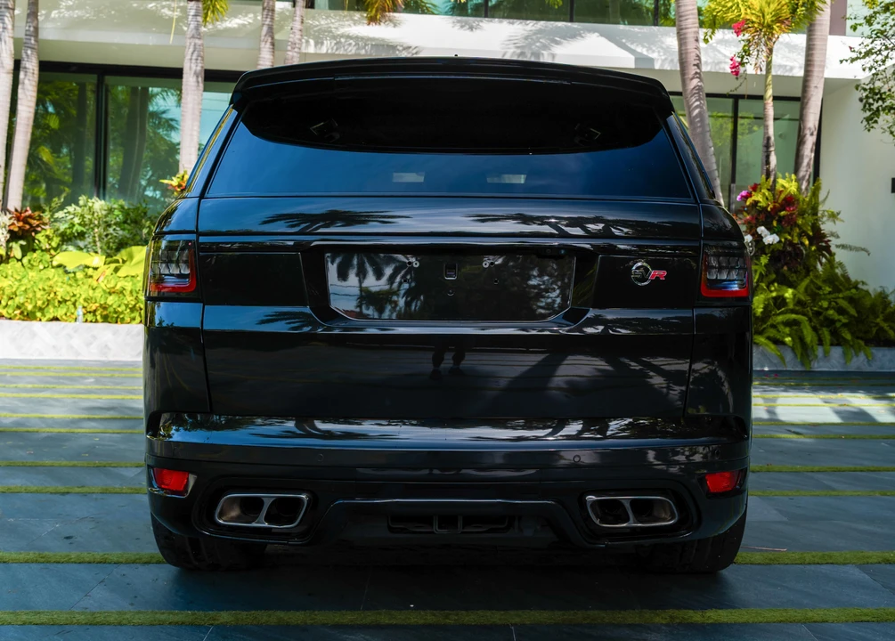 2020 Land Rover Range Rover Sport SVR L494 - Image 17 of 31