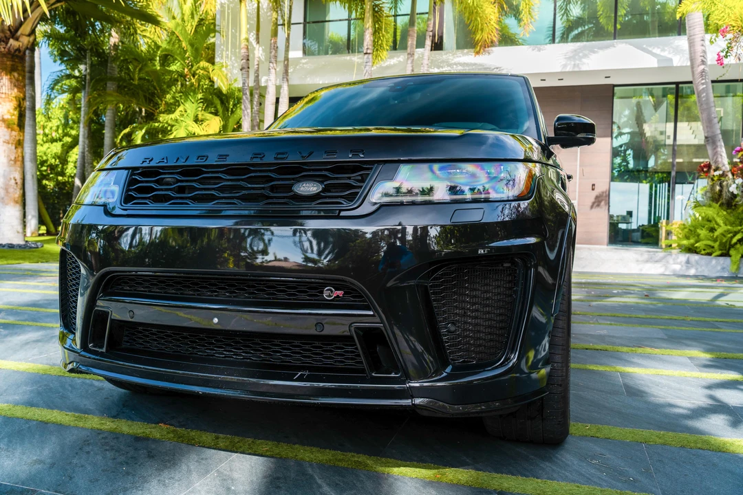 2020 Land Rover Range Rover Sport SVR L494 - Image 9 of 31