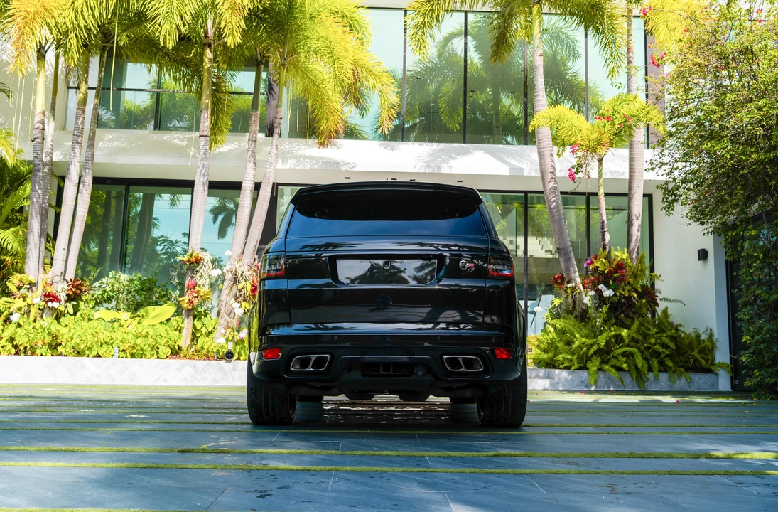 2020 Land Rover Range Rover Sport SVR L494 - Image 16 of 31