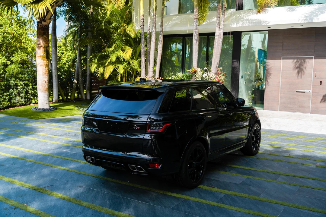 2020 Land Rover Range Rover Sport SVR L494 - Image 18 of 31