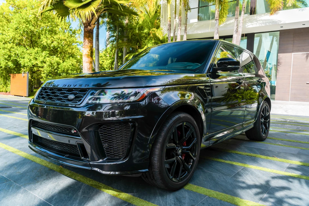 2020 Land Rover Range Rover Sport SVR L494 - Image 10 of 31