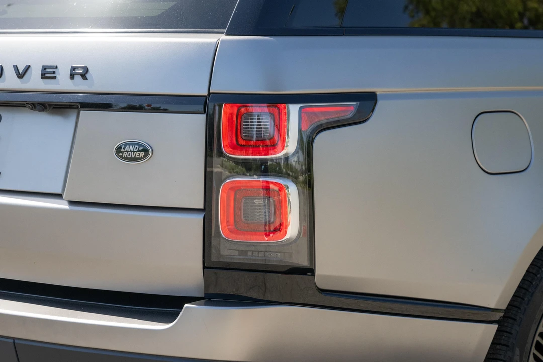 2020 Land Rover Range Rover L405 - Image 23 of 31