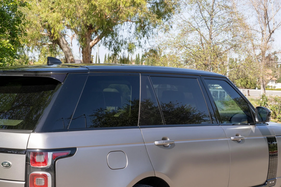2020 Land Rover Range Rover L405 - Image 26 of 31