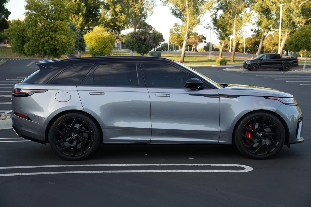 2020 Land Rover Range Rover Velar - Image 10 of 31