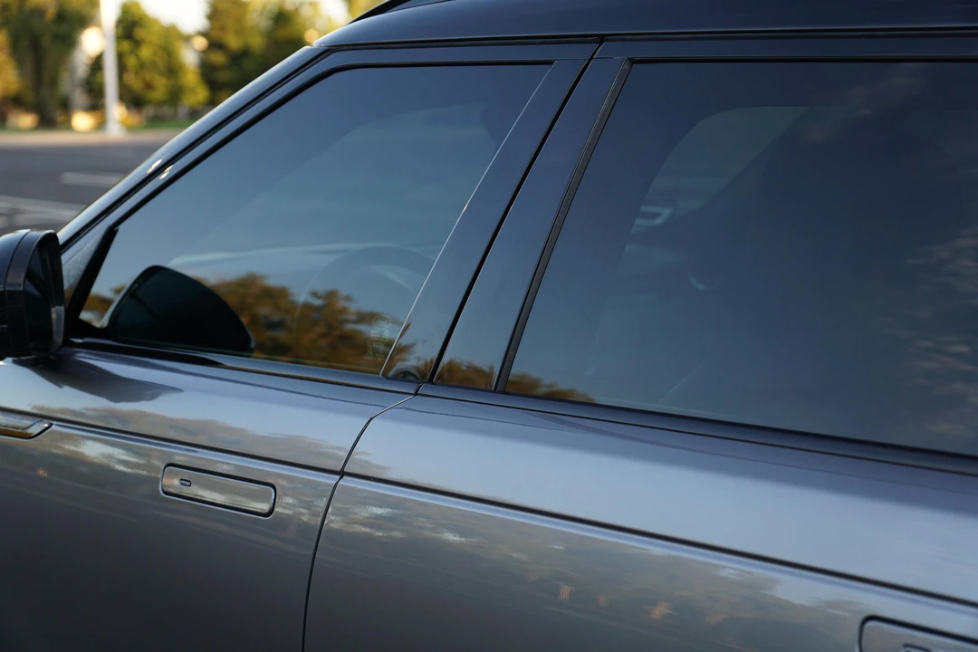 2020 Land Rover Range Rover Velar - Image 30 of 31