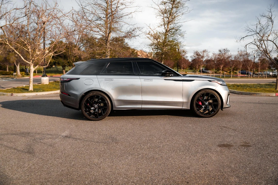 2020 Land Rover Range Rover Velar - Image 16 of 31