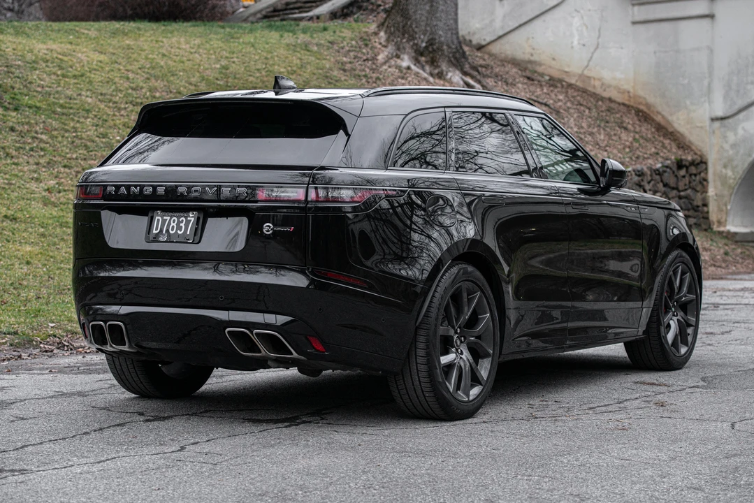 2020 Land Rover Range Rover Velar - Image 13 of 31