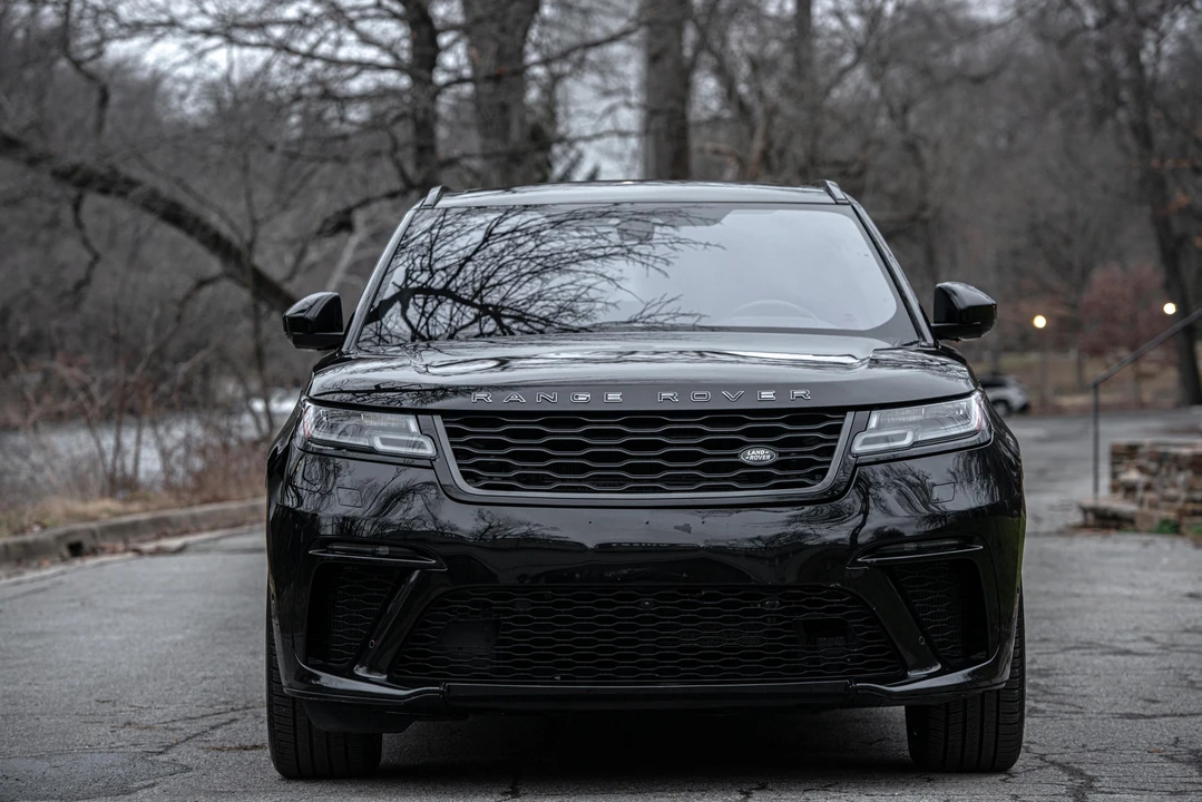 2020 Land Rover Range Rover Velar - Image 6 of 31