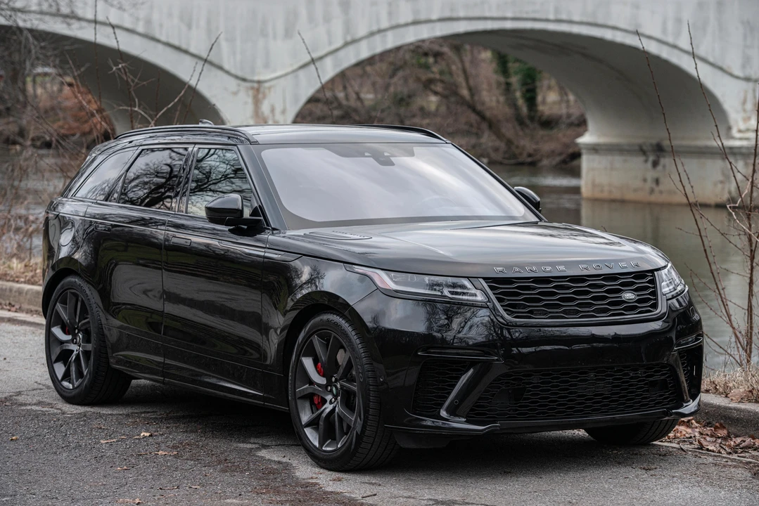 2020 Land Rover Range Rover Velar - Image 16 of 31
