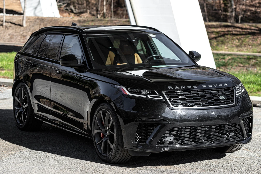 2020 Land Rover Range Rover Velar - Image 19 of 31