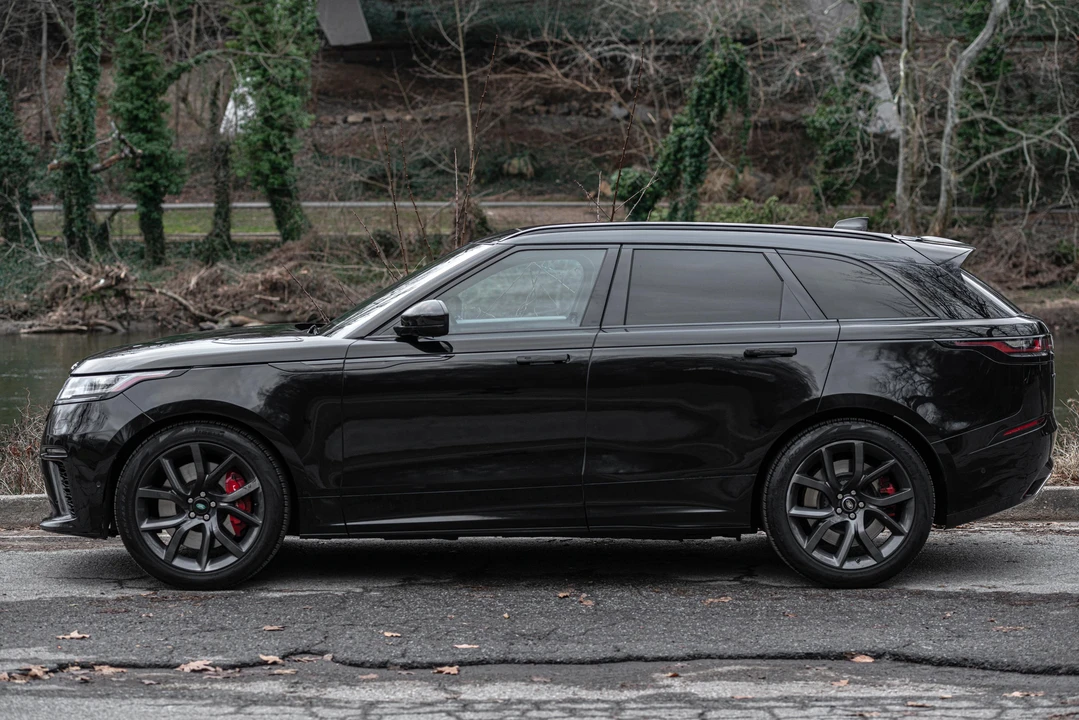 2020 Land Rover Range Rover Velar - Image 11 of 31