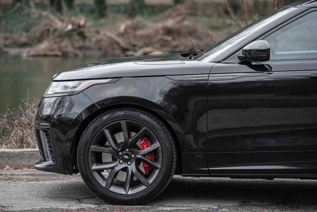 2020 Land Rover Range Rover Velar - Image 28 of 31