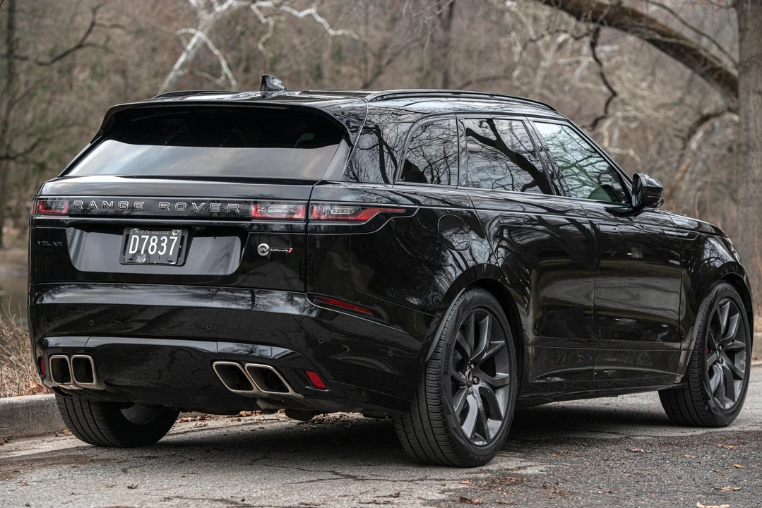 2020 Land Rover Range Rover Velar - Image 14 of 31