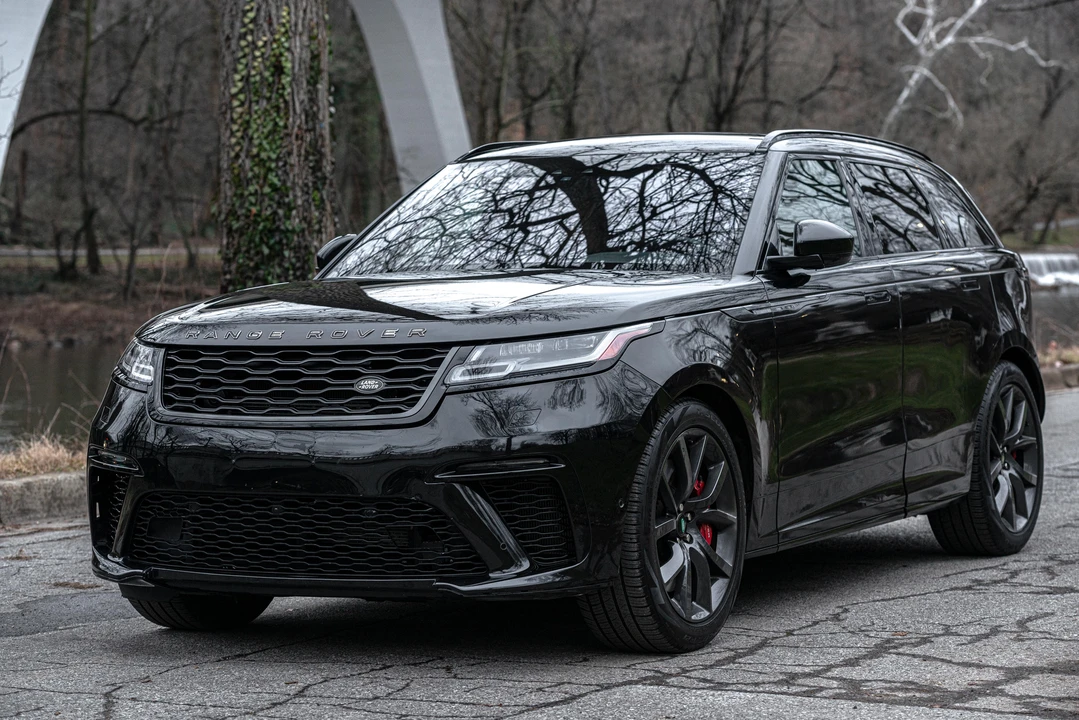2020 Land Rover Range Rover Velar - Image 8 of 31