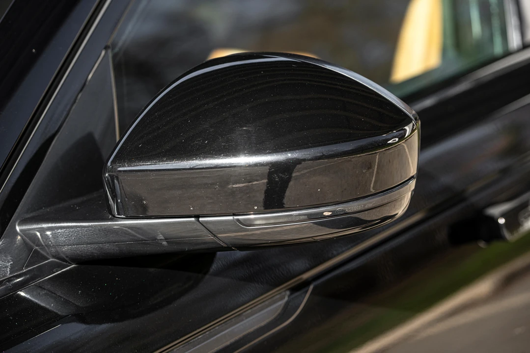 2020 Land Rover Range Rover Velar - Image 30 of 31