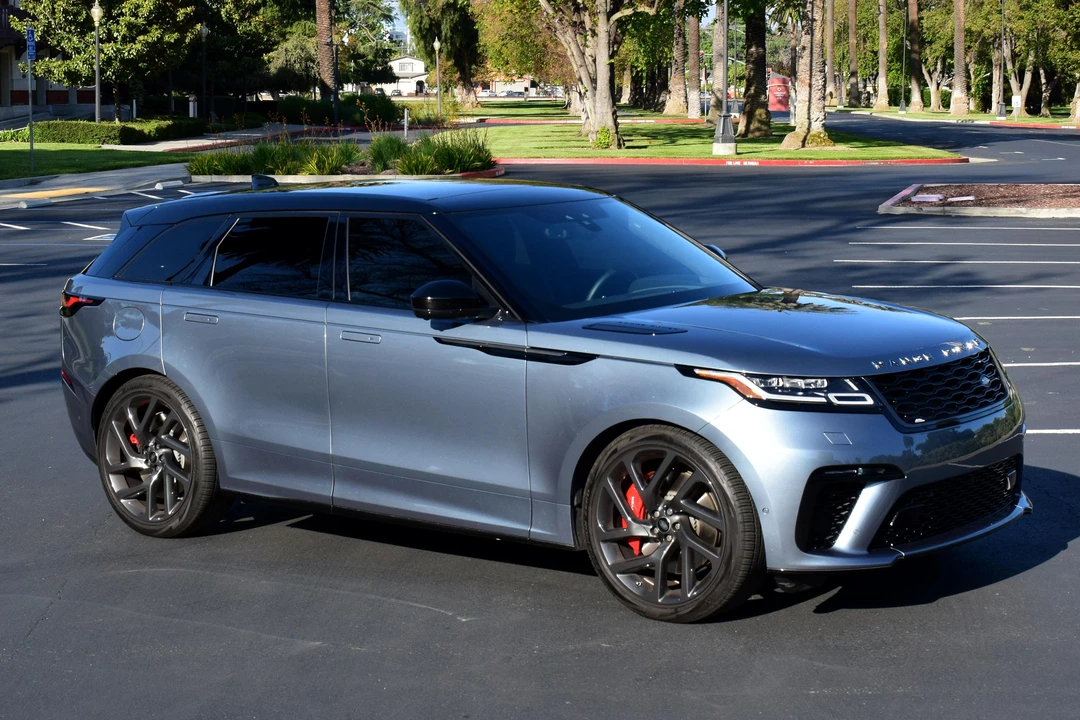 2020 Land Rover Range Rover Velar - Image 11 of 31