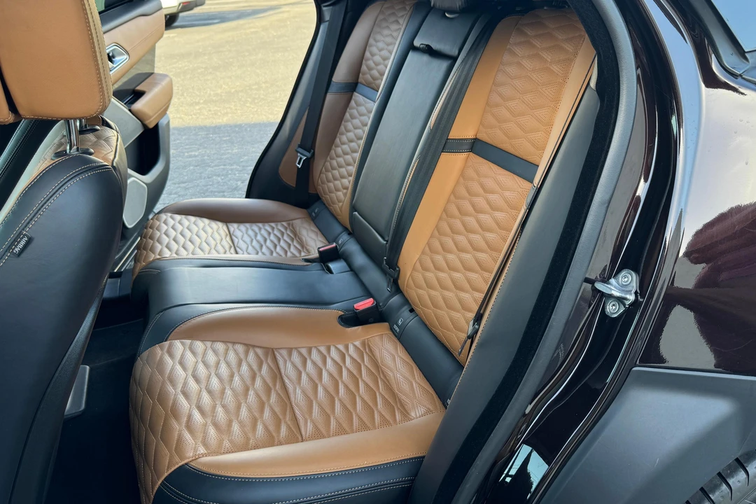 2020 Land Rover Range Rover Velar - Image 25 of 31