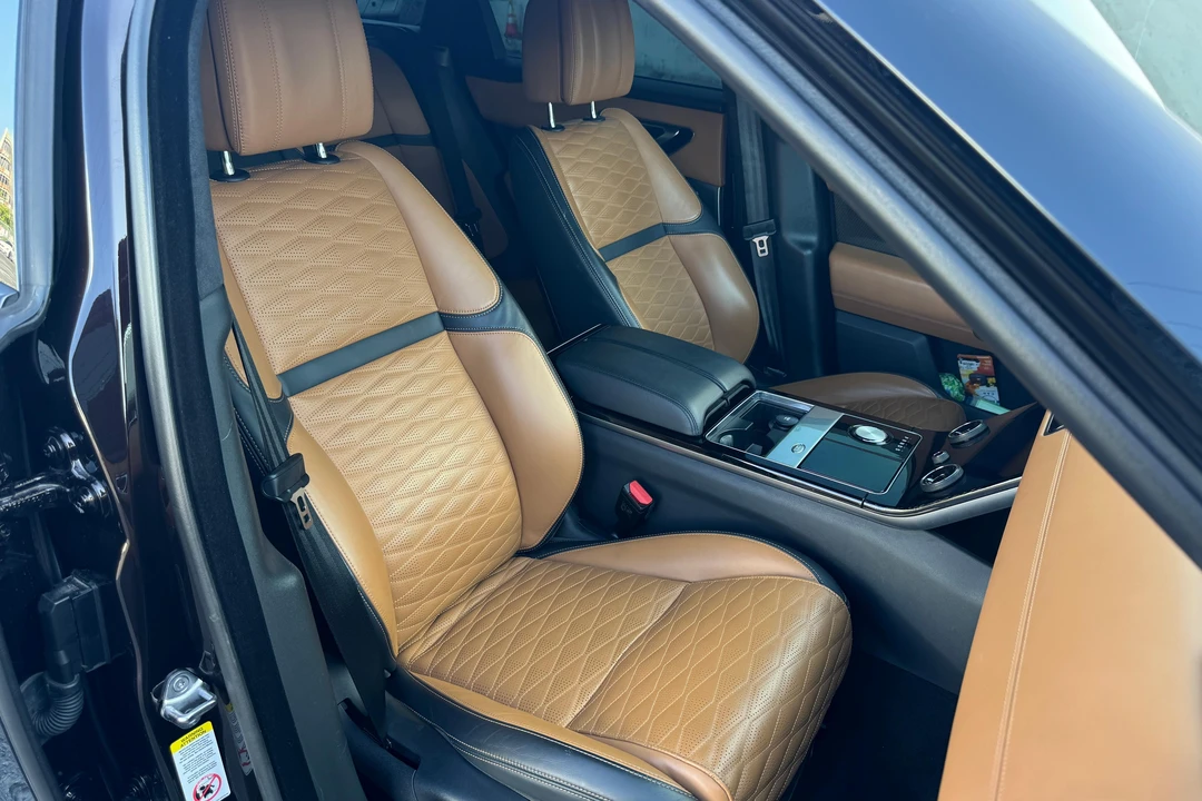 2020 Land Rover Range Rover Velar - Image 28 of 31