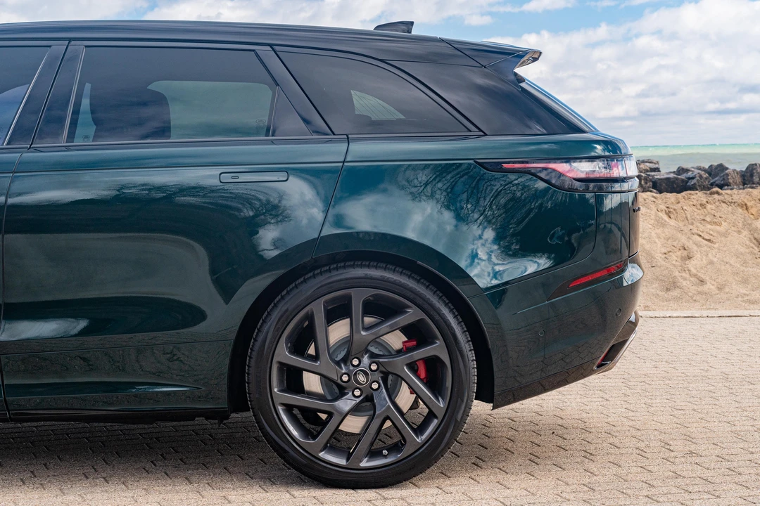 2020 Land Rover Range Rover Velar - Image 23 of 31