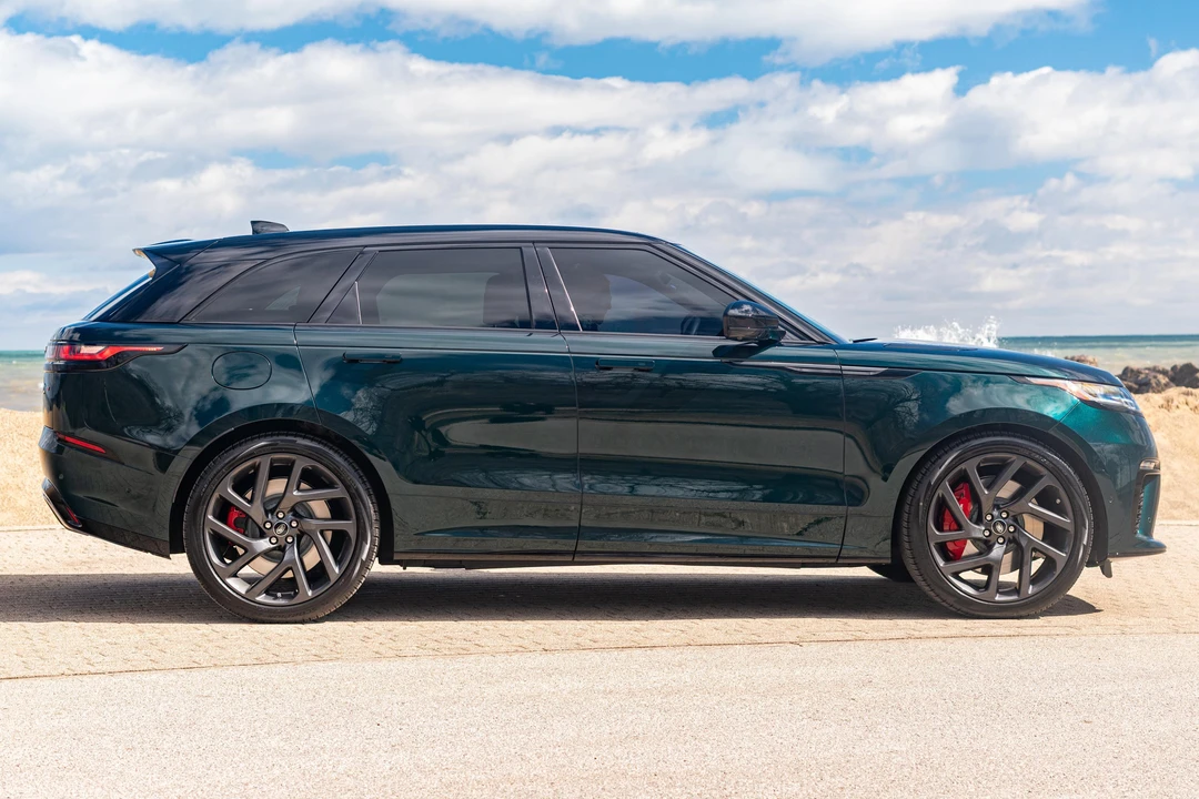 2020 Land Rover Range Rover Velar - Image 8 of 31
