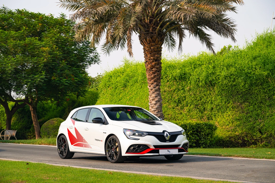 2020 Renault Megane RS III 4th Gen - Image 9 of 31