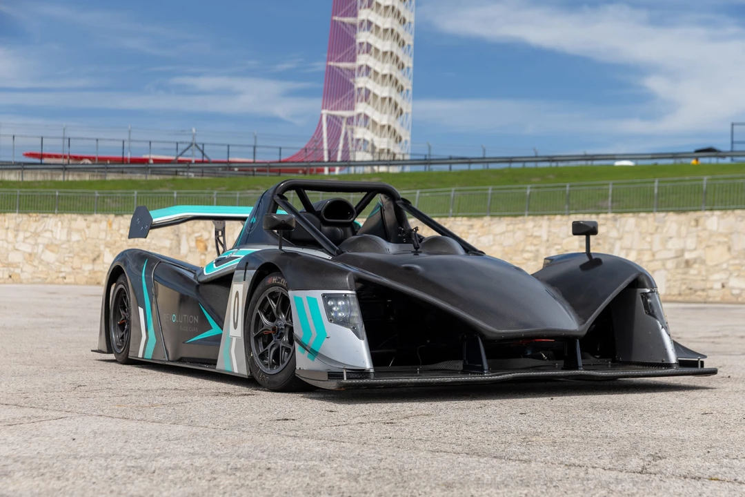 2020 Revolution - Image 6 of 31