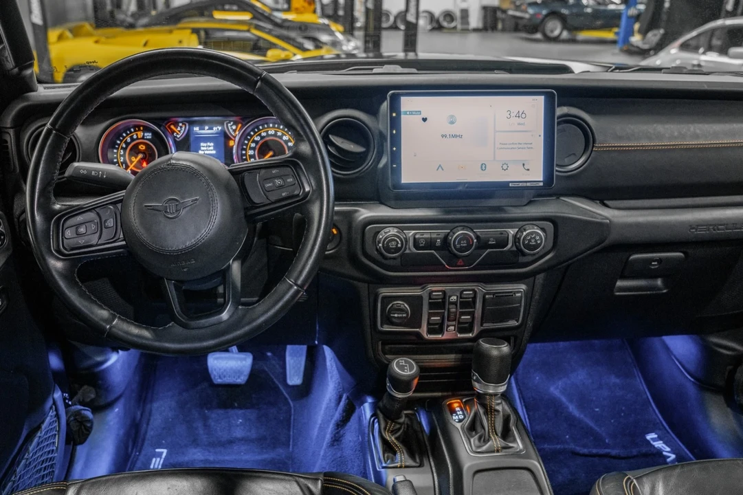 2020 Rezvani - Image 14 of 21