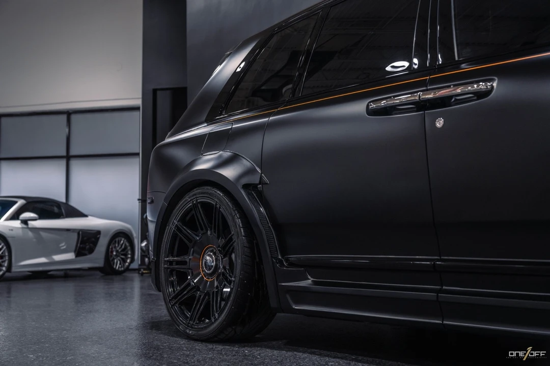 2020 Rolls-Royce Cullinan Black Badge - Image 9 of 12
