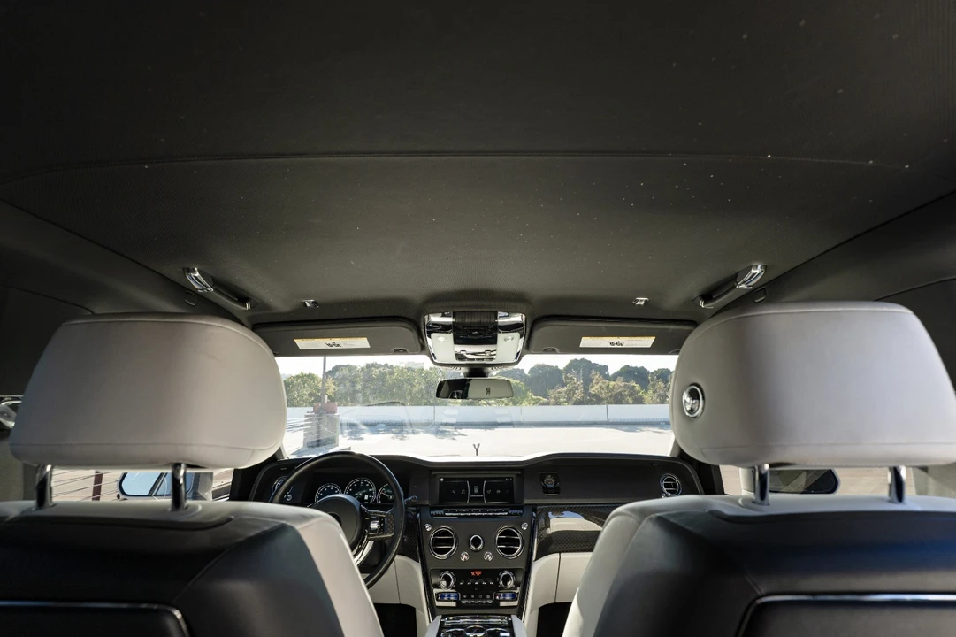 2020 Rolls-Royce Cullinan Black Badge - Image 11 of 21