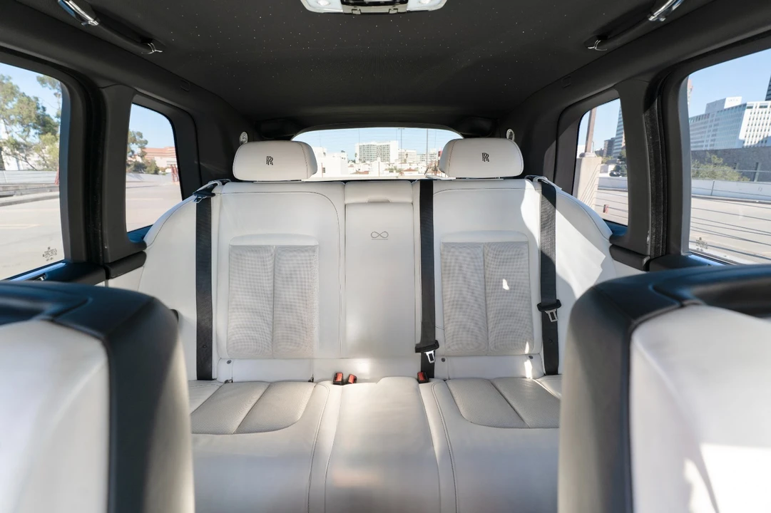 2020 Rolls-Royce Cullinan Black Badge - Image 13 of 21