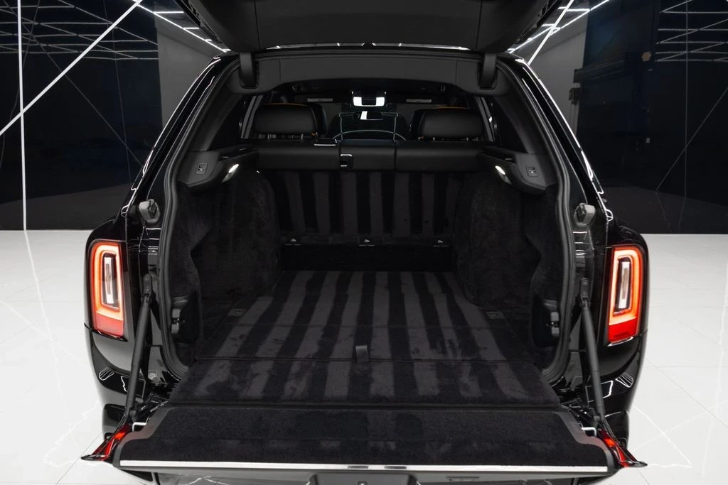 2020 Rolls-Royce Cullinan Black Badge - Image 14 of 21