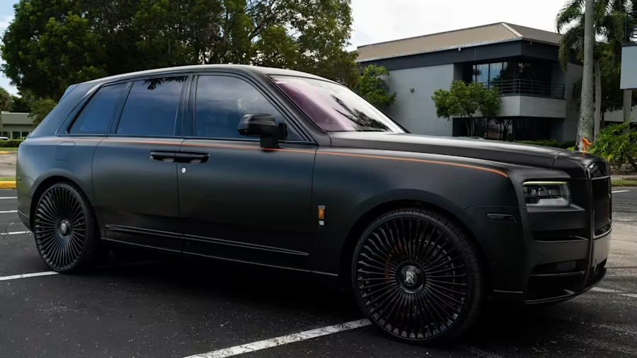 2020 Rolls-Royce Cullinan Black Badge - Image 6 of 31