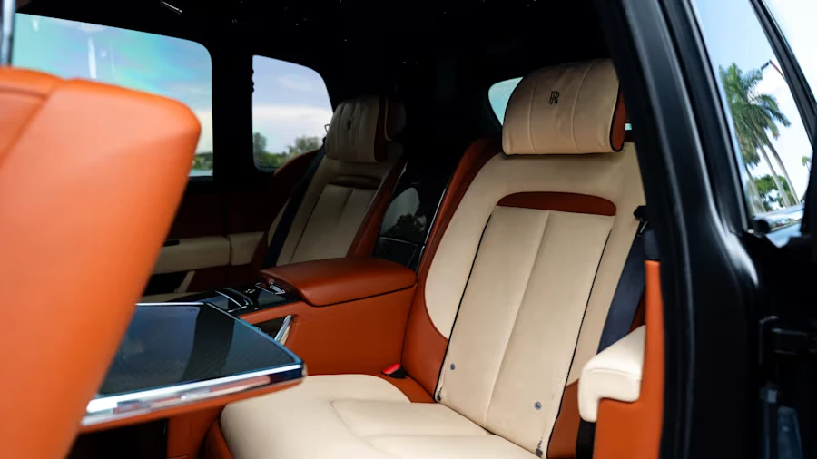 2020 Rolls-Royce Cullinan Black Badge - Image 15 of 31