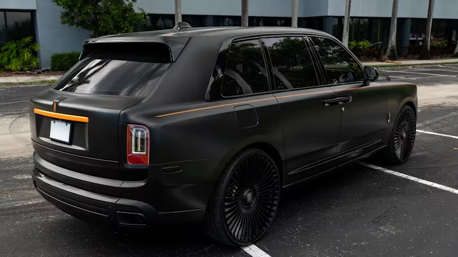 2020 Rolls-Royce Cullinan Black Badge - Image 3 of 31