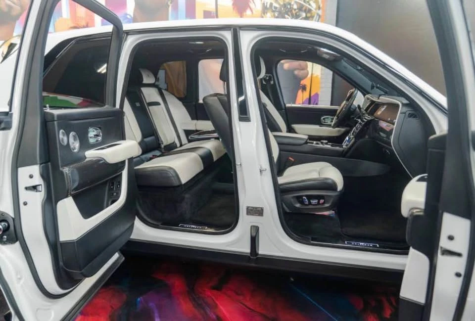 2020 Rolls-Royce Cullinan Black Badge - Image 8 of 8