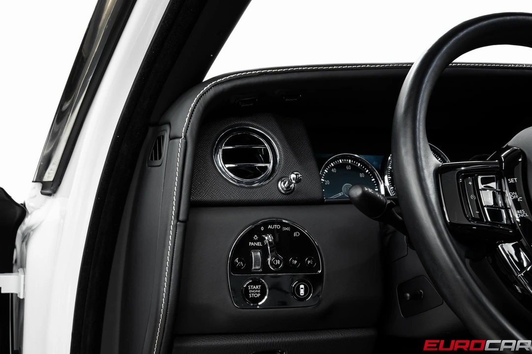 2020 Rolls-Royce Cullinan - Image 24 of 31