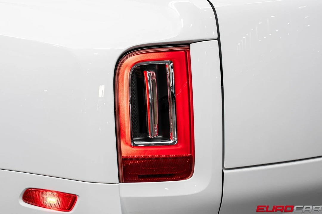 2020 Rolls-Royce Cullinan - Image 17 of 31