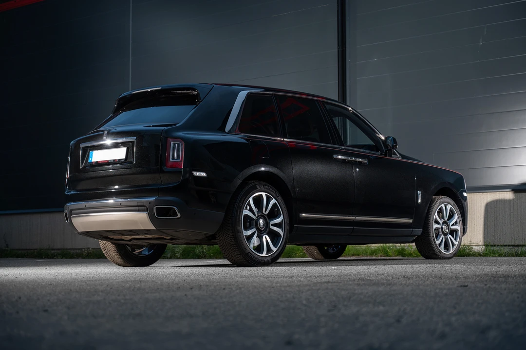 2020 Rolls-Royce Cullinan - Image 5 of 31