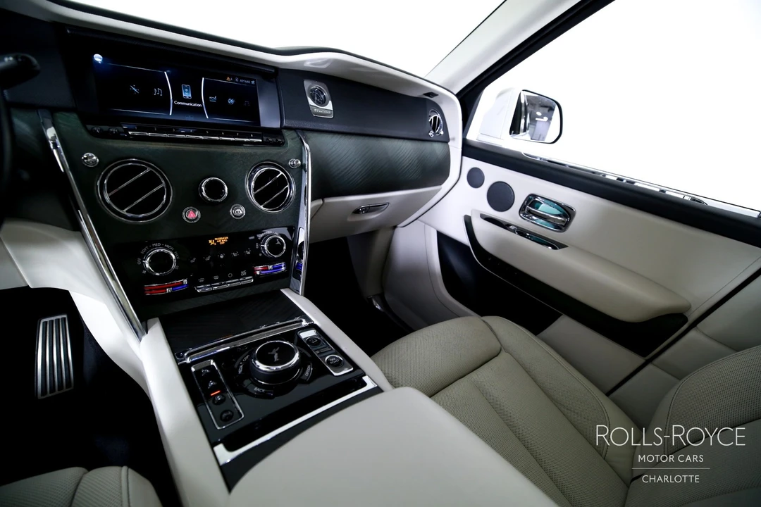 2020 Rolls-Royce Cullinan - Image 16 of 31