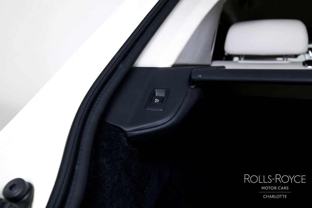 2020 Rolls-Royce Cullinan - Image 25 of 31