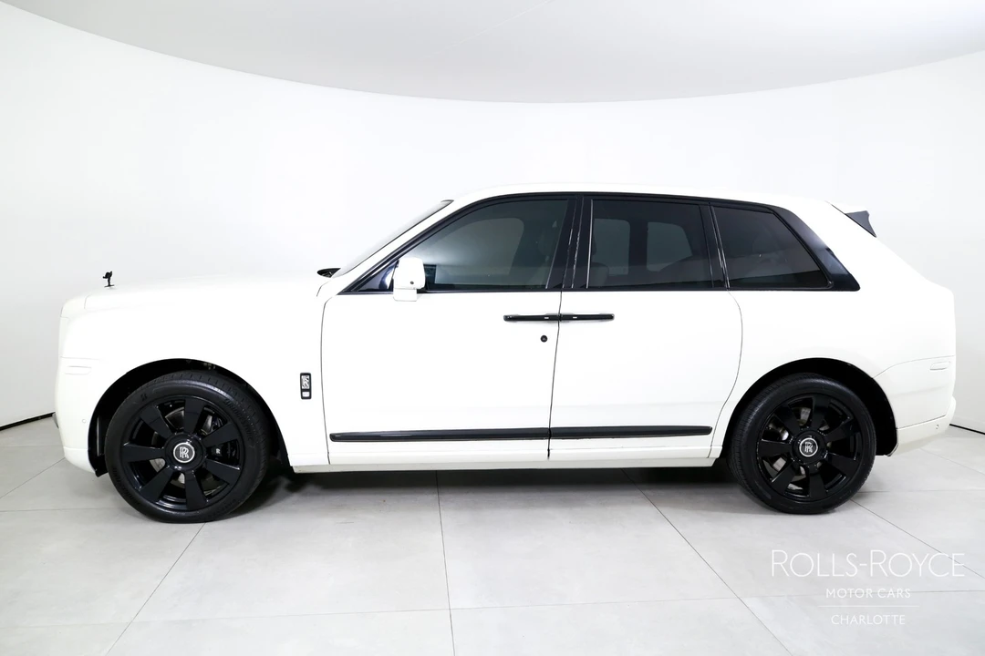 2020 Rolls-Royce Cullinan - Image 3 of 31
